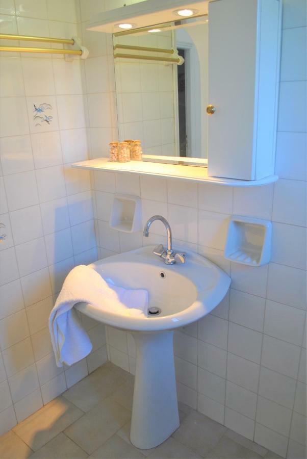 Lefkothea Apartments Kassiopi Dış mekan fotoğraf